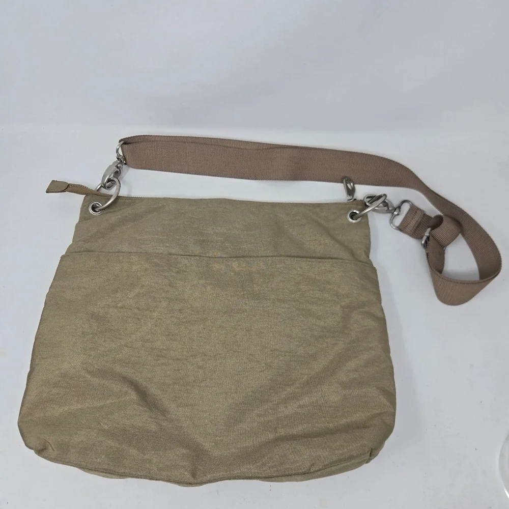 Baggallini Crossbody Bag Khaki Olive Nylon Travel Purse Blue Lining Multi Pocket